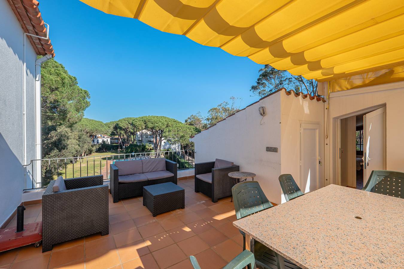 Apartamento entero, As-7 Bonito dúplex en comunidad con piscina in Calella de Palafrugell, Palafrugell