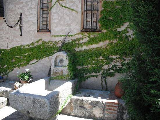 Apartamento para 14 personas, con Balcón y Terraza además de Jardín y Vistas en Otero de Herreros