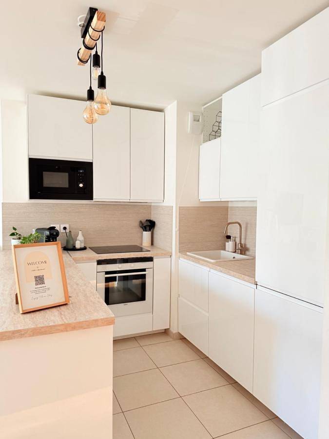 Appartement entier, Two-Bedroom Apartment in Clamart, Hauts-de-Seine