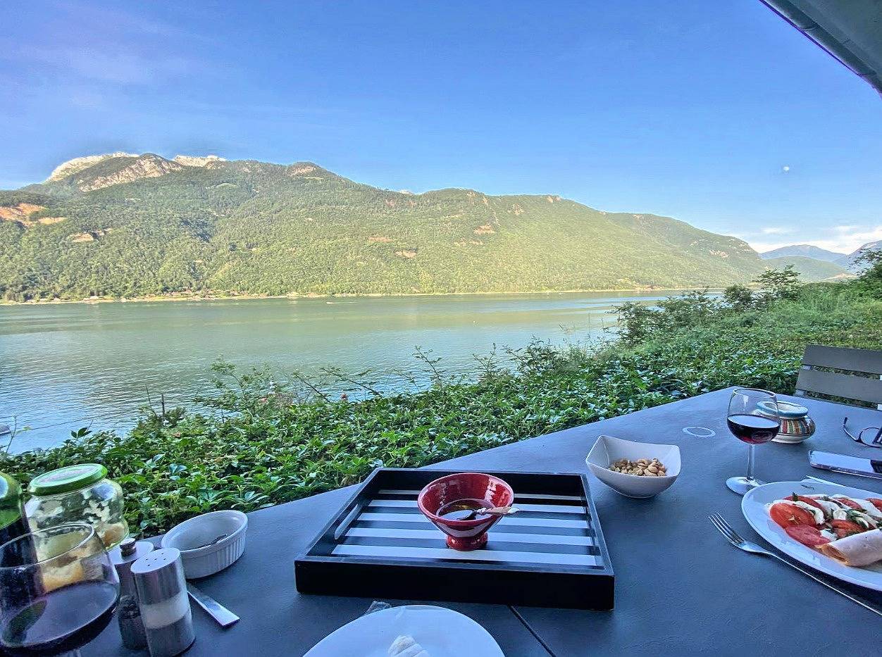 Maison Lacustre – Maison contemporaine avec vue panoramique sur le lac d’Annecy in Doussard, Parque natural regional del Macizo de Bauges