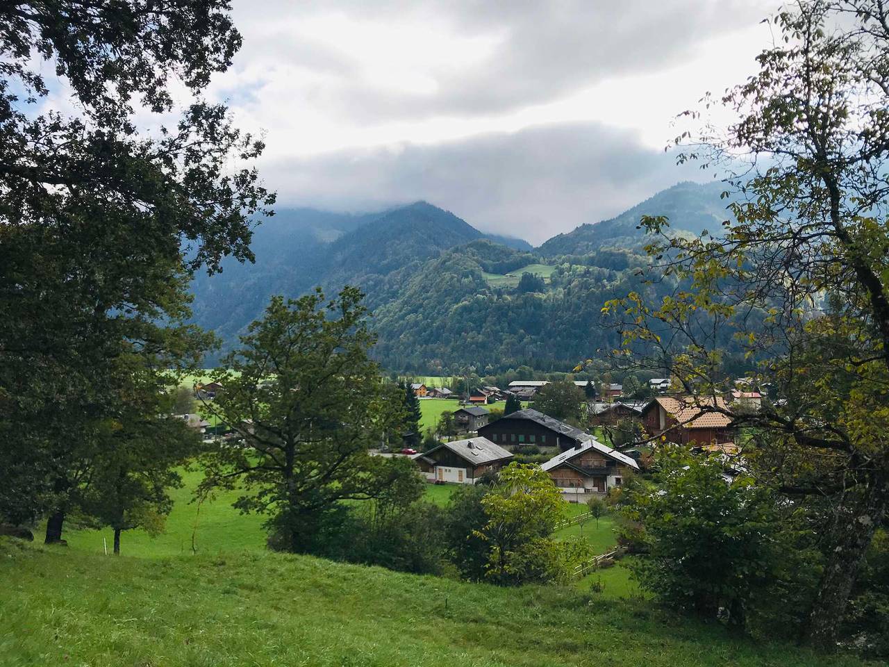Chalet familial calme proche centre, 8 pers, Wifi, garage in Samoëns, Région de Bonneville