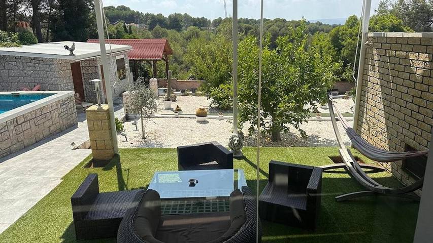 Chalet para 8 personas, con piscina además de jacuzzi y jardín en Hoya de Buñol - 4