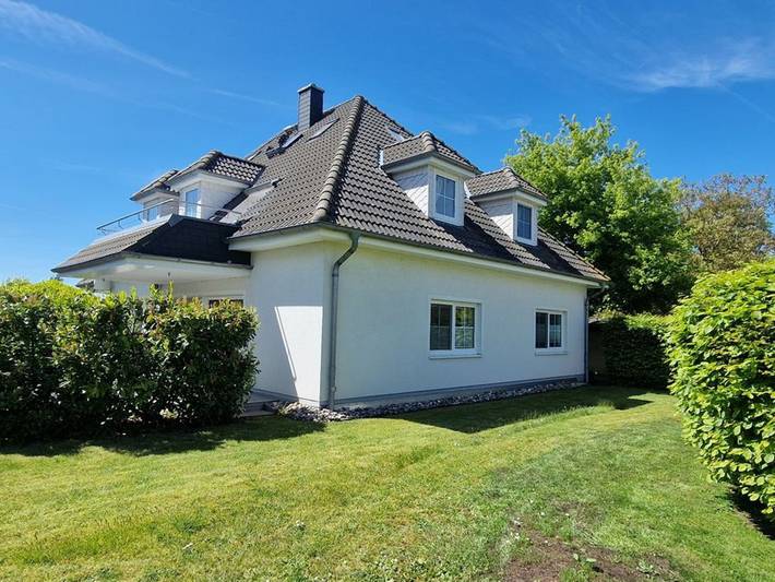 Ferienwohnung für 4 Personen, mit Balkon und Terrasse sowie Garten in Koserow