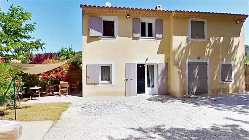 Casa de vacaciones para 6 personas, con jardín además de terraza y piscina - 1