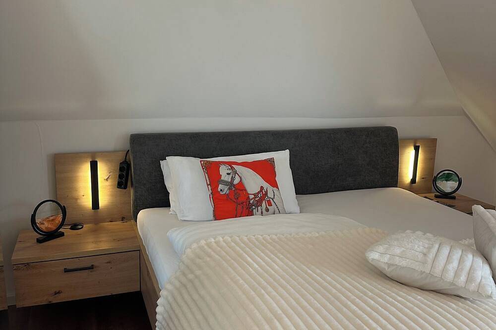 Luxury Villa with Outdoor Pool - ##villamuenchen## in München Allach, München