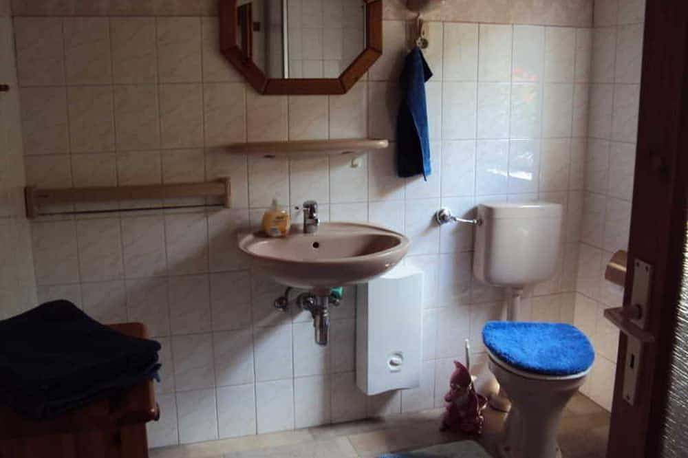 Appartement entier, Appartement - Appartement (séparément sur la propriété) in Wesenberg, Mecklenburg-Strelitz