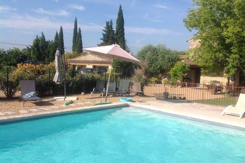 Hübsches provenzalisches Bauernhaus im Herzen des Luberon (zwischen Gordes und Roussillon) mit Swimmingpool in Joucas, Regionaler Naturpark Luberon