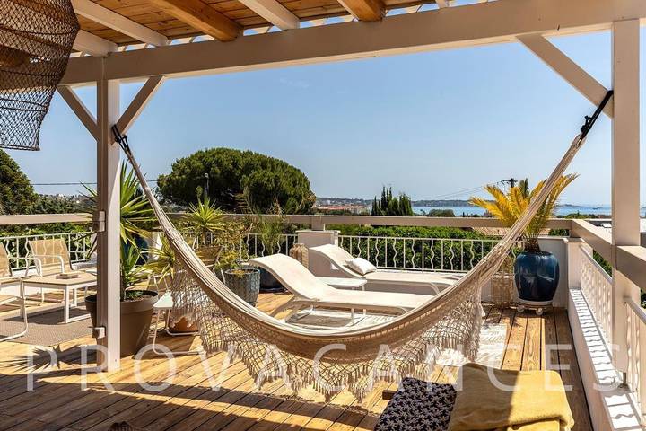 Villa pour 14 personnes, avec piscine et jardin, animaux acceptés à Vallauris - 3