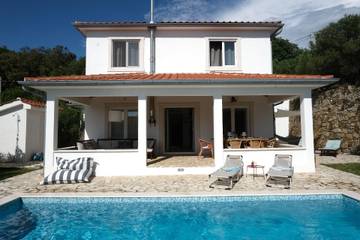 Ferienhaus für 10 Personen, mit Garten und Terrasse, mit Haustier auf Rab