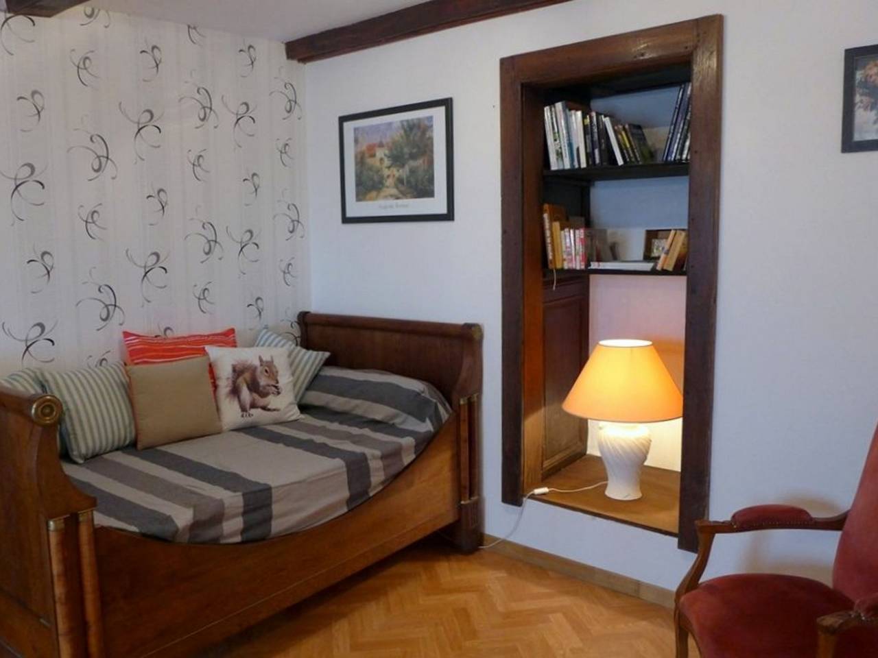 Gîte rénové avec charme, garage et vélos à disposition in Chaumont-la-Ville, Haute-Marne