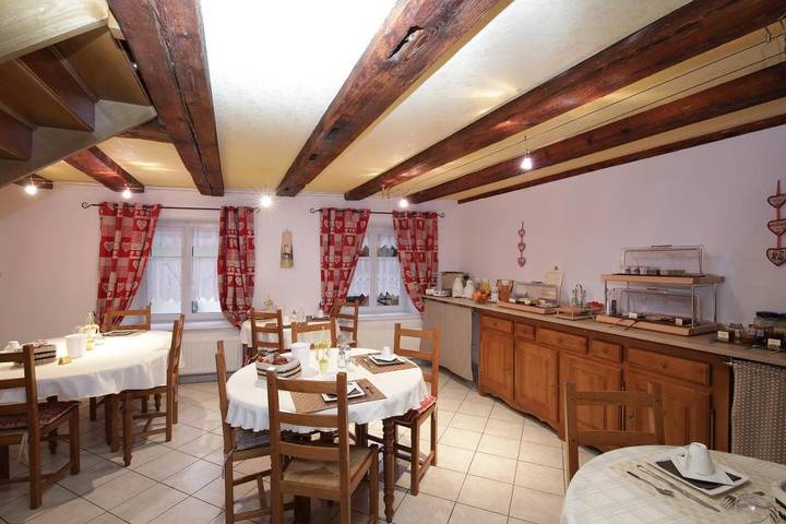 Chambre d’hôte pour 5 personnes, avec vue et jardin, animaux acceptés à Saint-Hippolyte - 3