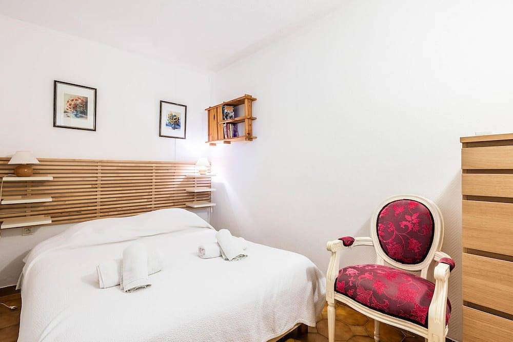 Nice home in Les Adrets-de-l'Estére in Les Adrets-de-l'Estérel, Massif de l'Esterel