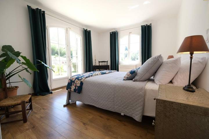 Location de vacances pour 10 personnes, avec jardin et piscine à Puget - 3