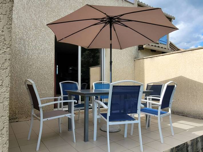 Location de vacances pour 6 personnes, avec piscine à Salavas - 2