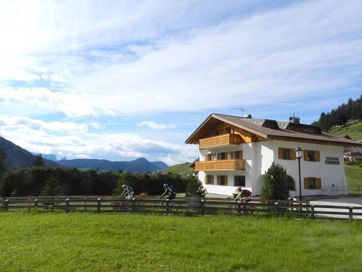 Ferienwohnung für 4 Personen, mit Balkon und Garten - 1
