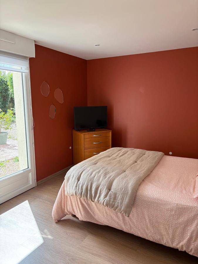 Family Room with Garden View in Sainte-Famille-en-Auge, Région de Lisieux