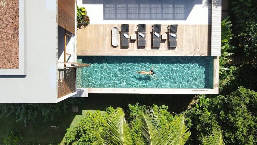 Casas e apartamentos de temporada para 8 pessoas, com piscina e vista e ainda jardim em Itacaré