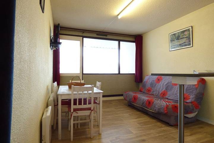 Apartamento entero, Estudio acogedor 4 pers. acceso directo a pistas en Arette in La Pierre Saint-Martin, Arette