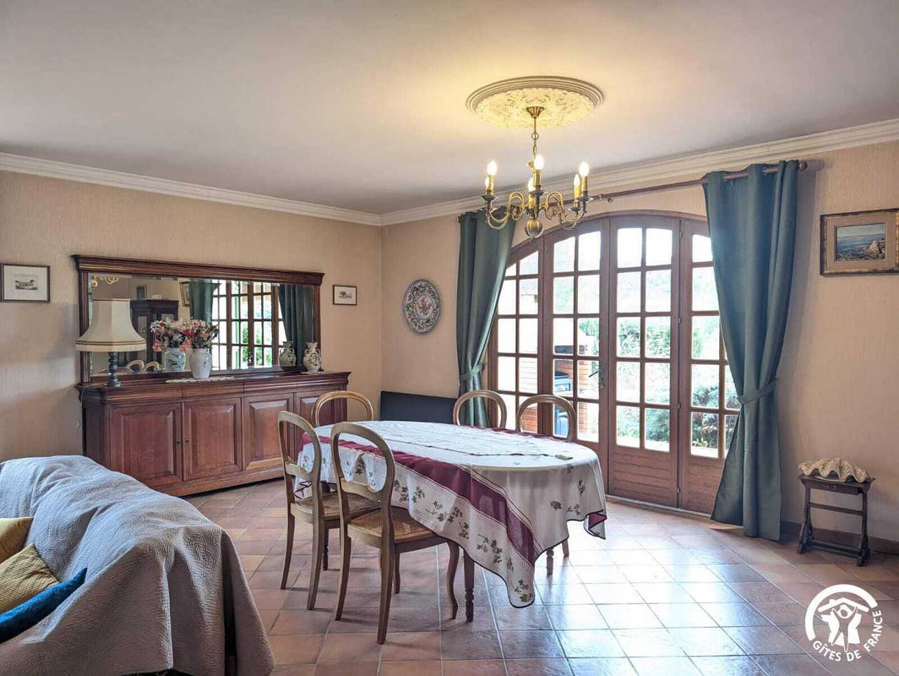 Villa des Rosiers in Pierrerue, Région de Béziers