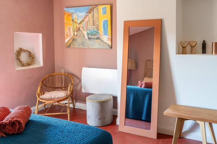 Guest Room 'Suite 55' with Wi-Fi in Tulette, Nyons region