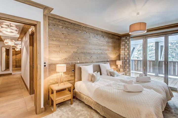 Entire apartment, Modern apartment with parking, close to slopes in Courchevel Village in Saint-Bon-Tarentaise, Massif de la Vanoise
