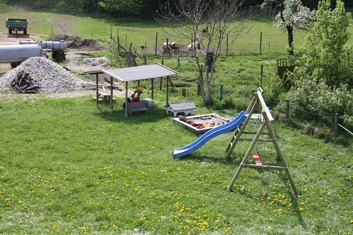 Feichten-Hof Zaiser Zimmer - Doppelzimmer Nr. 3, Du/Wc, TV, WLAN, Balkon in Schleching, Bayerische Alpen