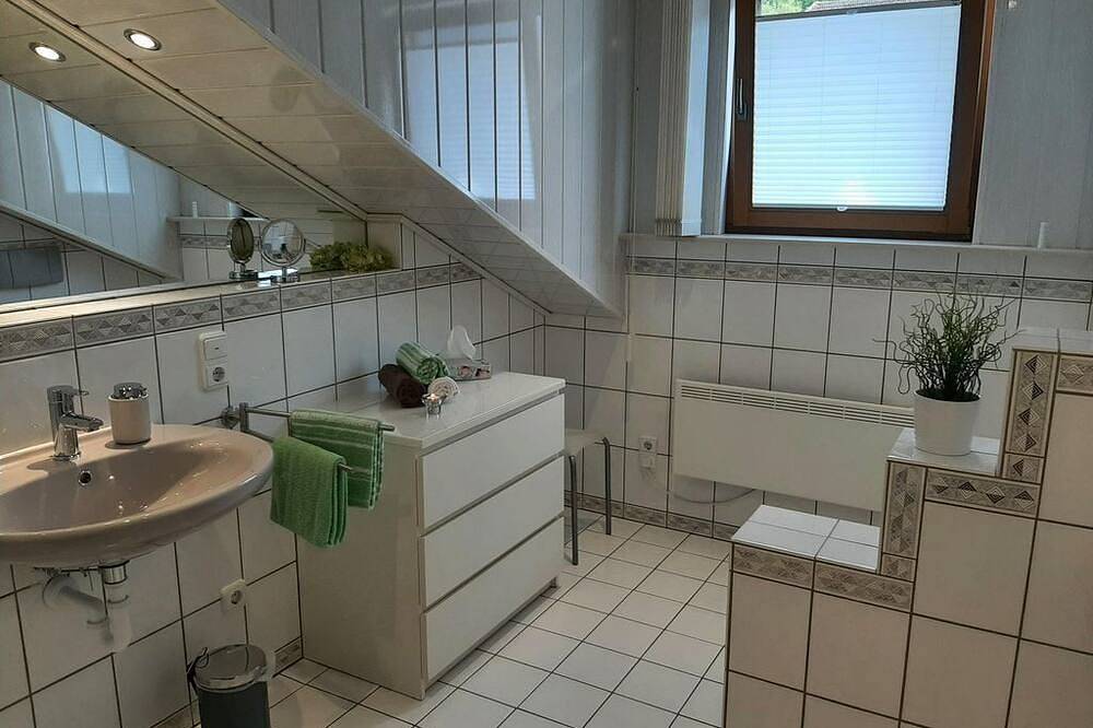 Ganze Wohnung, Ferienwohnung Magnolia - Ferienwohnung in Ockfen, Landkreis Trier-Saarburg