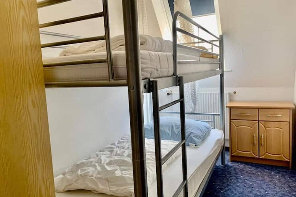 Ganze Wohnung, Apartment with a view of the dyke for up to 4 people. (Opal) in Büsum, Dithmarschen