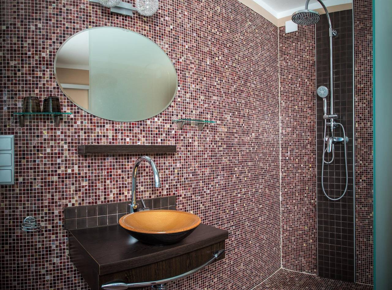 Doppelzimmer Seeblick mit Balkon in Karawanken und Bachergebirge, Finkenstein am Faaker See