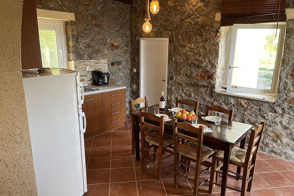 Volari House\nfor a delightful relaxing stay! in Kythira