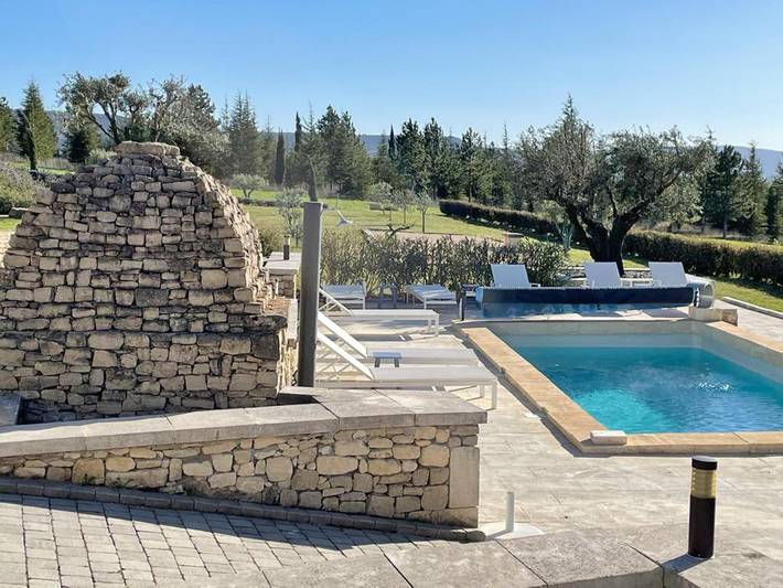 Bastide rurale rénovée avec piscine privée in Apt, Parc naturel régional du Luberon