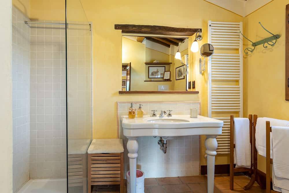 Eco Villa de lujo con piscina y todas las comodidades in Paciano, Provincia de Perugia