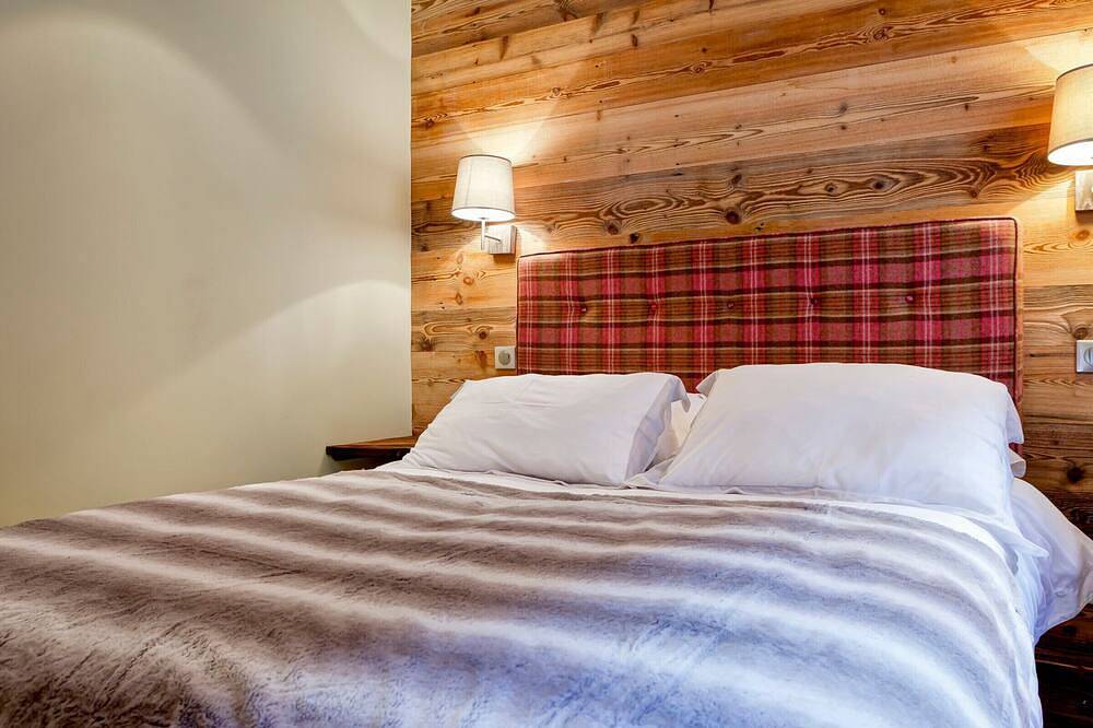 Chalet rénové au cœur du village, proche des pistes, 9 pers, Wifi inclus in Courchevel 1300 (Le Praz), Saint-Bon-Tarentaise