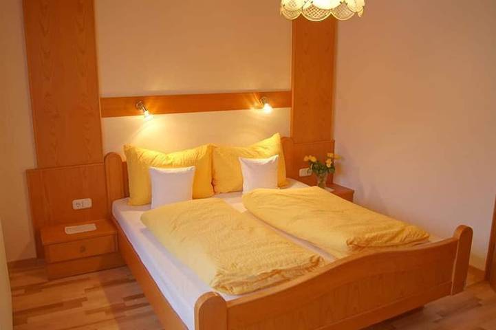 B&B für 4 Personen, mit Garten und Sauna sowie Pool in Ramsau am Dachstein