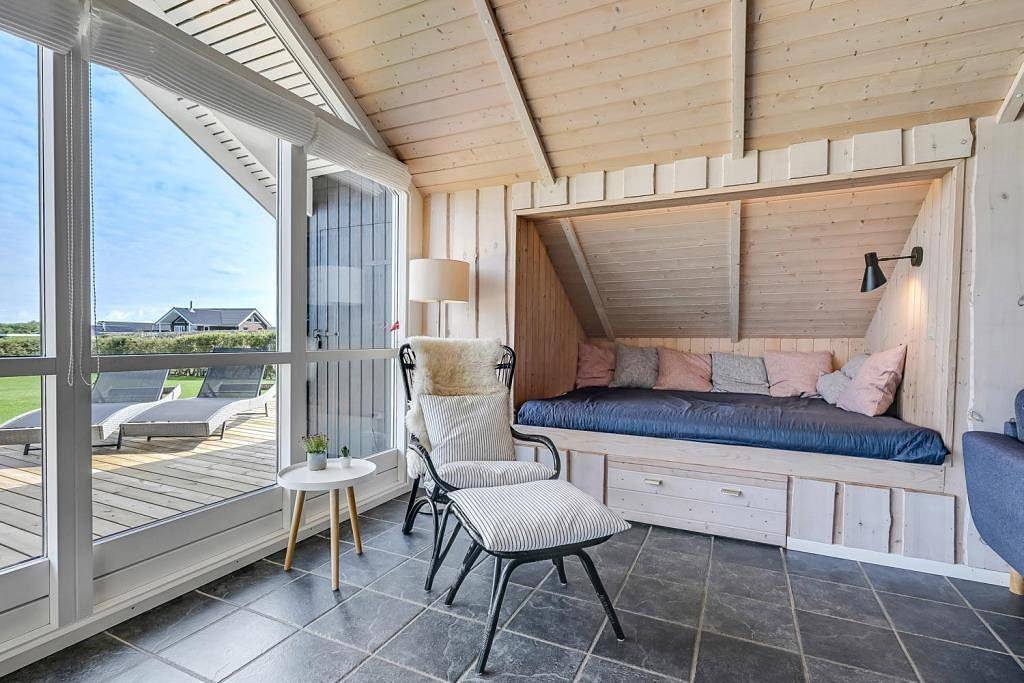 741 in Underbjerg, Limfjord in Westjütland