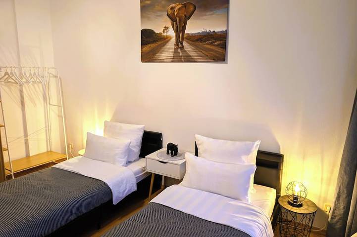 Apartamento entero, CaSa Apartment East Field - 5 beds, family-friendly, fully equipped in Magdeburgo, Elbe-Börde-Heide