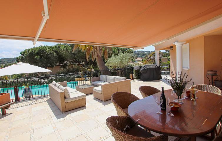 Location de vacances pour 8 personnes, avec jardin et sauna ainsi que piscine et terrasse, animaux acceptés à Giens - 3