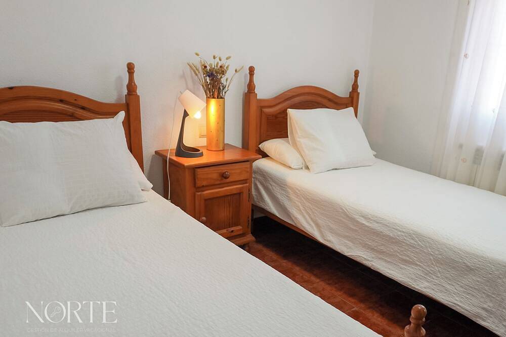 Mayra House in Camargo, Cantabrian Coast