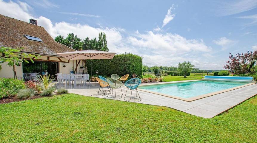 Maison de vacances pour 9 personnes, avec Terrasse ainsi que Jardin et Piscine
