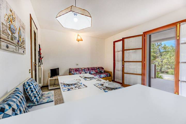 Ganze Ferienwohnung, Ferienwohnung für 4 Personen mit Terrasse in Lacona, Capoliveri