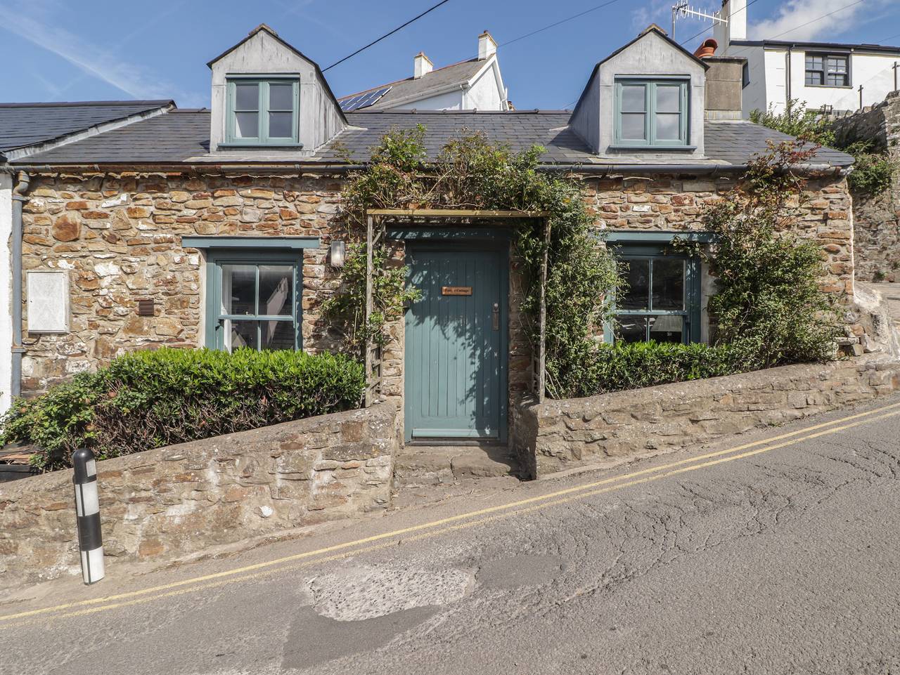 Patty's Cottage in Little Haven, Pembrokeshire