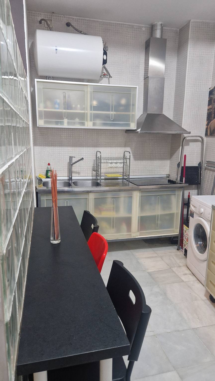 Entire apartment, Furnished apartment in alfalfa in Casco Antiguo, Sevilla