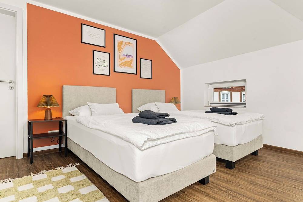 Ganze Wohnung, Lumen - Design Loft mit Ausblick - Balkon in Rotenburg an der Fulda, Knüllgebirge