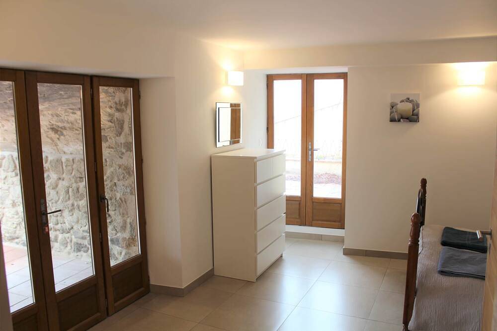Lo Boix: Le Canigou - Gîte de luxe 2 chambres avec piscine in Saint-Laurent-de-Cerdans, Région de Céret
