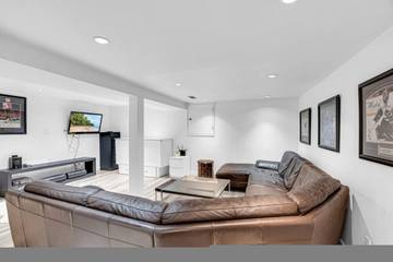 Vacation House for 3 Guests in Vancouver, British Columbia, Picture 2