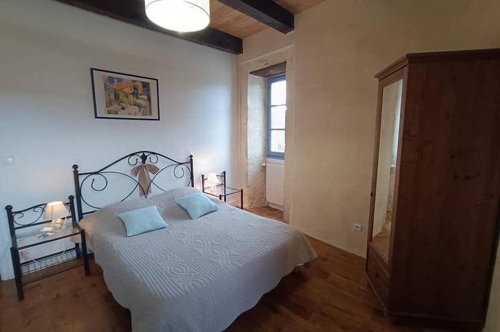 Location de vacances pour 8 personnes, avec jardin, animaux acceptés à Saint-Laurent-Lolmie - 2