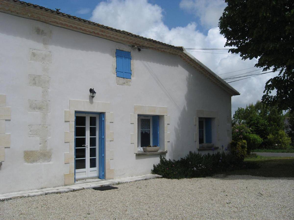 Appartement entier, Gîte Le Cozillon in Cozes, Région de Saintes