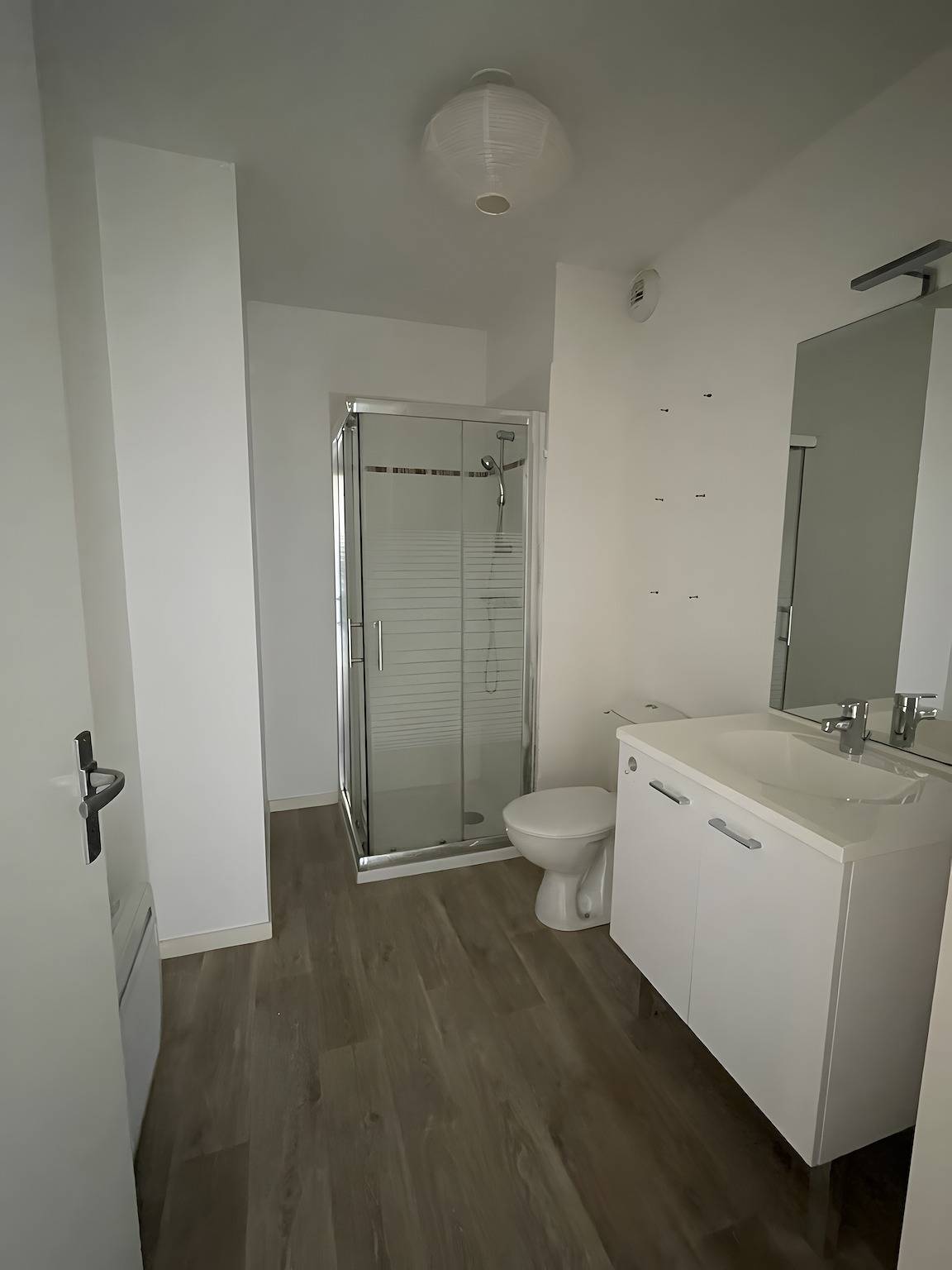 Ganze Wohnung, Appartement 'Gwened'Home' mit Terrasse & Parkplatz – Zentrumsnah in Vannes in Vannes, Côte des Mégalithes