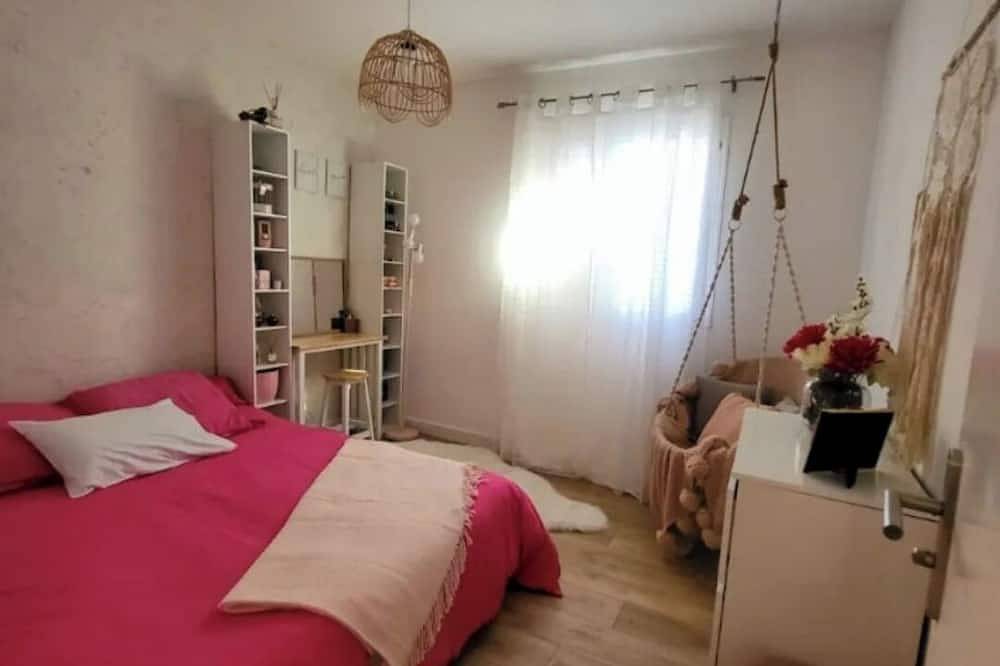 Appartement entier, Comme A La Maison in Sarrola-Carcopino, Région d'Ajaccio