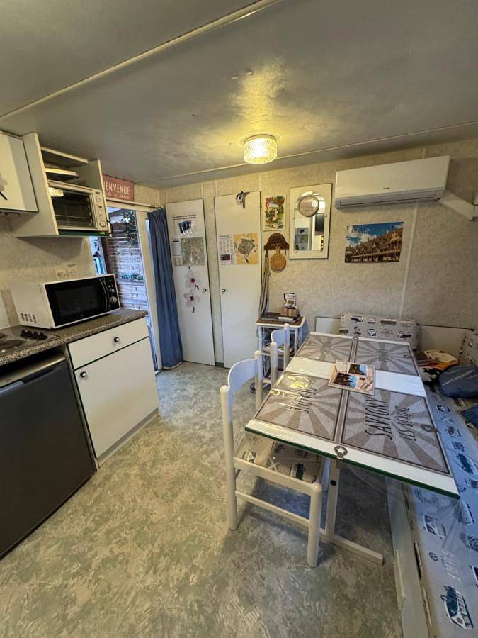 Mobilhome situé côté ville et côté campagne in Beaune, Beaune en omgeving